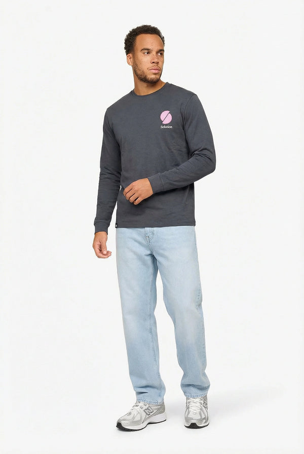 Creative Longsleeve T-Shirt Antra