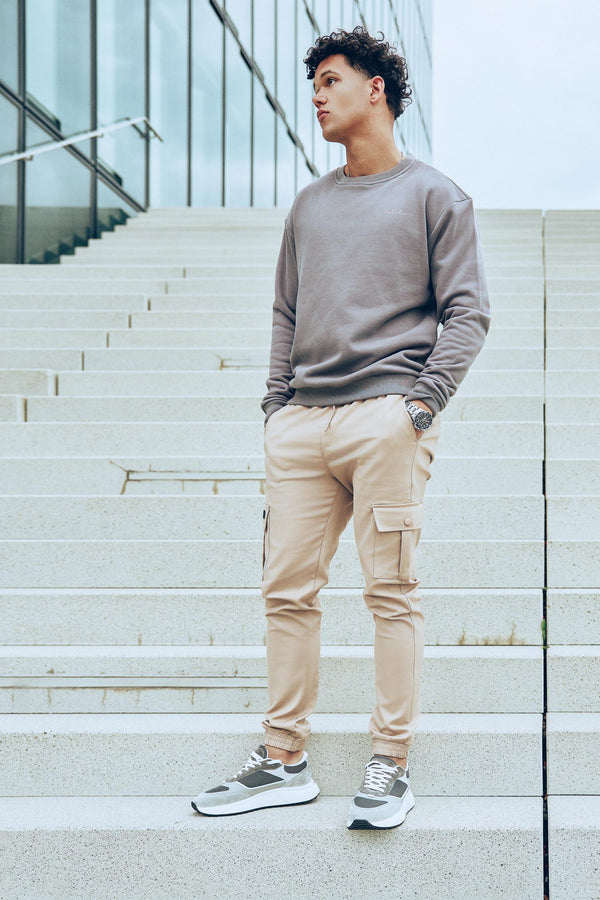 Essential Crewneck Grey