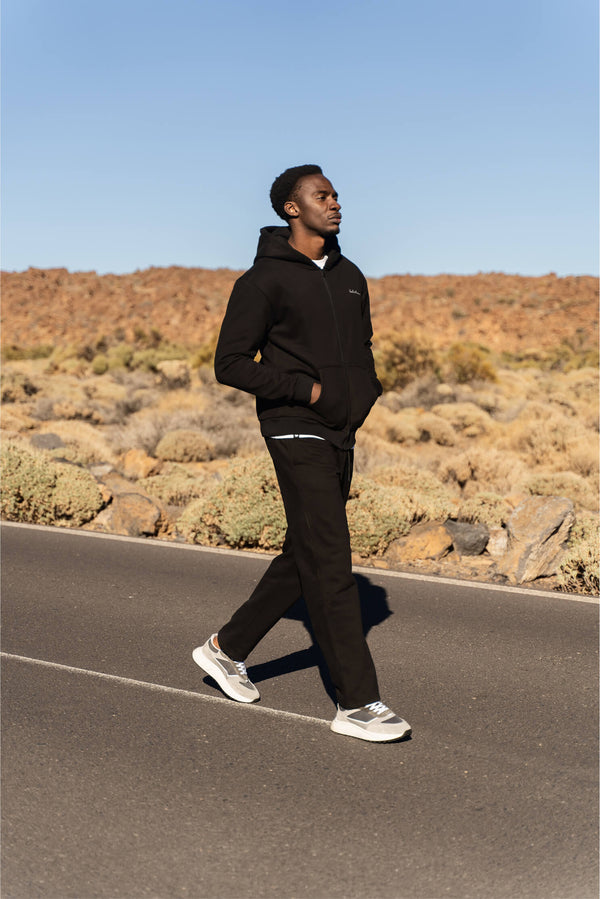 Essential Zipper Hoodie Black