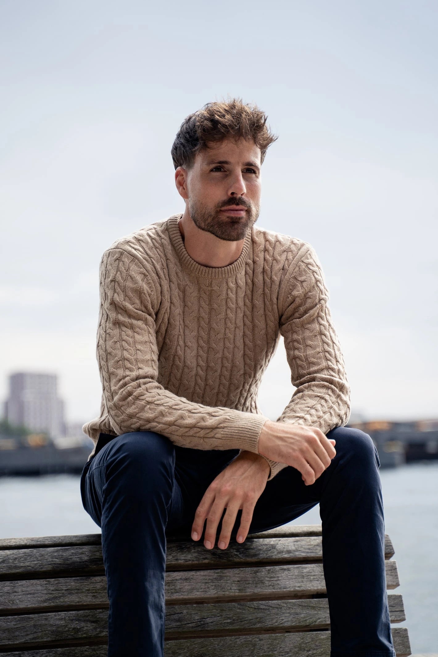 Loom Cable Pullover Beige